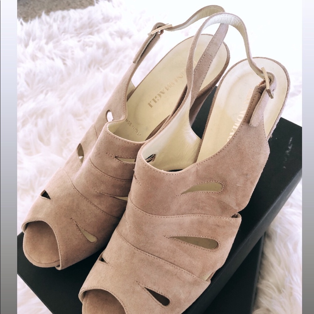 Bruno Magli sand sandals. Peep toe sling backs.